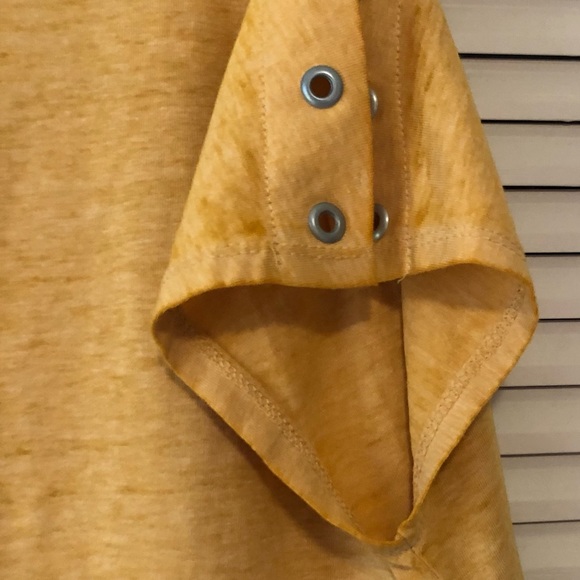 Harlow & Rose Top - Picture 3 of 7